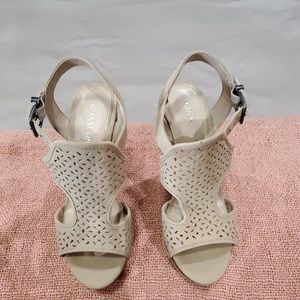 Gianni Bini Tan 5" Wedge Heel